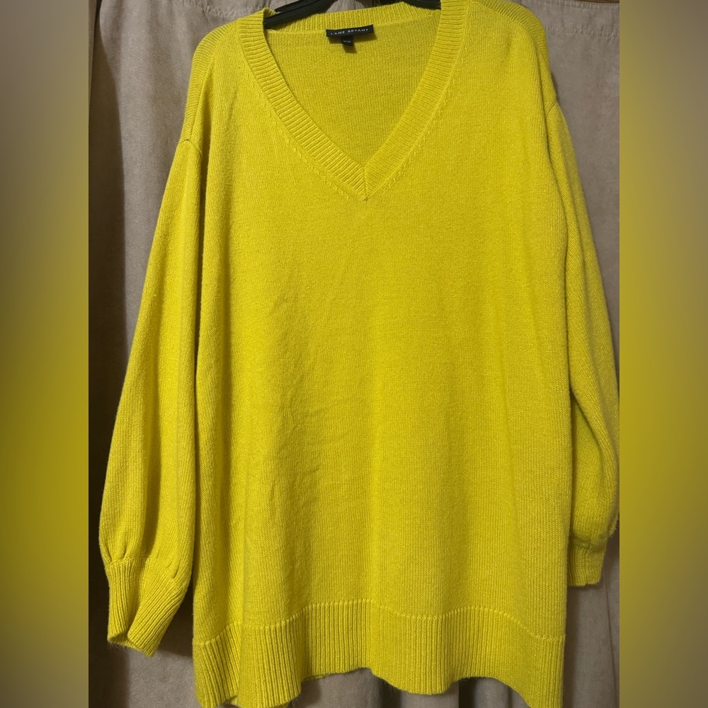 Lane Bryant V-Neck Sweater in Sunny Yellow